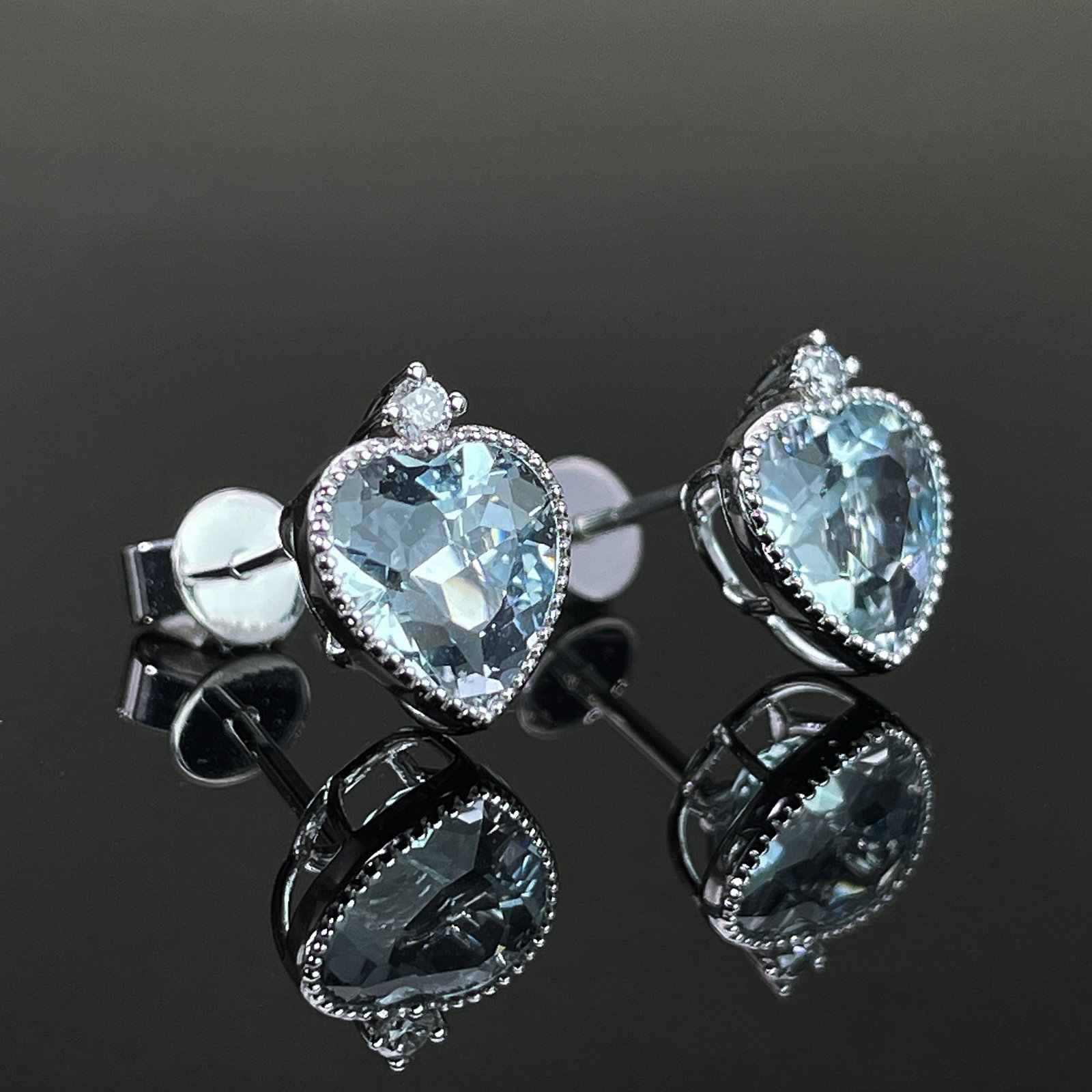 14k Gold 2.88 Ct Natural Aquamarine & Diamond Earrings - 3