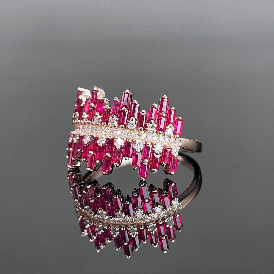 14k Gold 1.56 Ctw Natural Ruby & Diamond Ring - 2