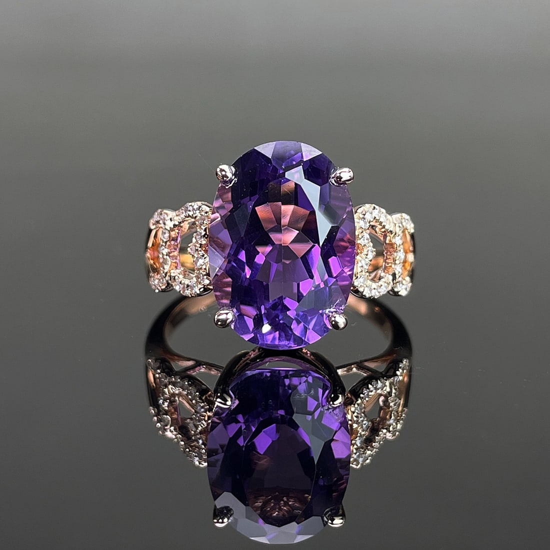 14k Gold 6.25 Ctw Natural Amethyst & Diamond Ring: Ref:231168090 // gold content:14k gold // ring size:7. 25us // // main gemstone:amethyst // shape:oval // carat weight:6. 1ct // color:purple // treatment:natural // // adjacent gemstone 2 : diamond /