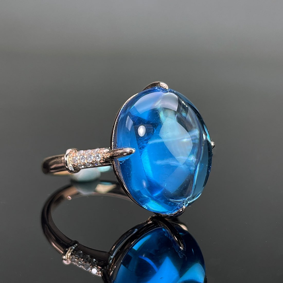 14k Gold 16.2 Ctw Natural Topaz & Diamond Ring - 3