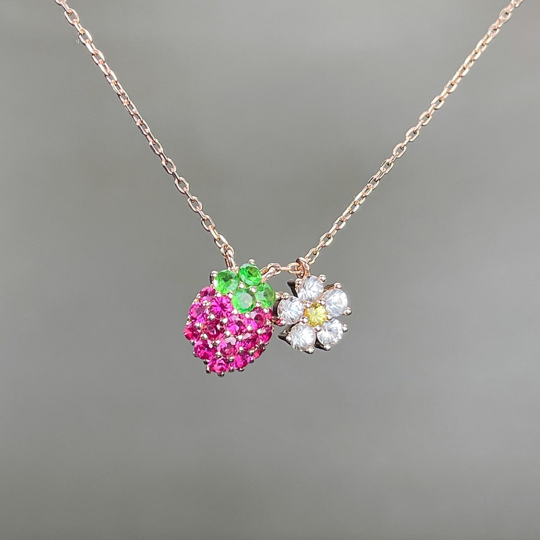 14k Gold 0.94 Ctw Natural Ruby & Sapphire Necklace - 3
