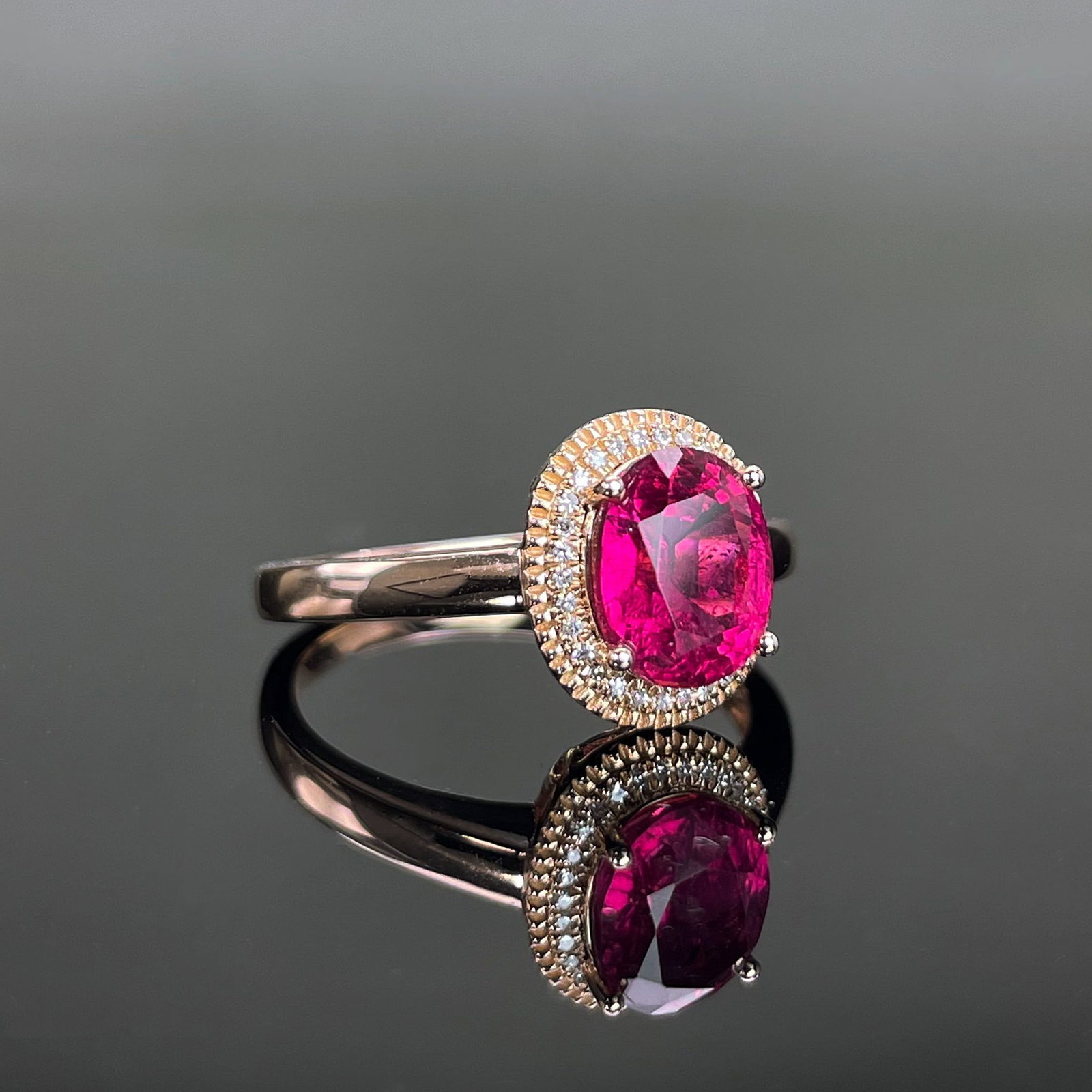 14k Gold 1.7 Ctw Natural Tourmaline & Diamond Ring - 3