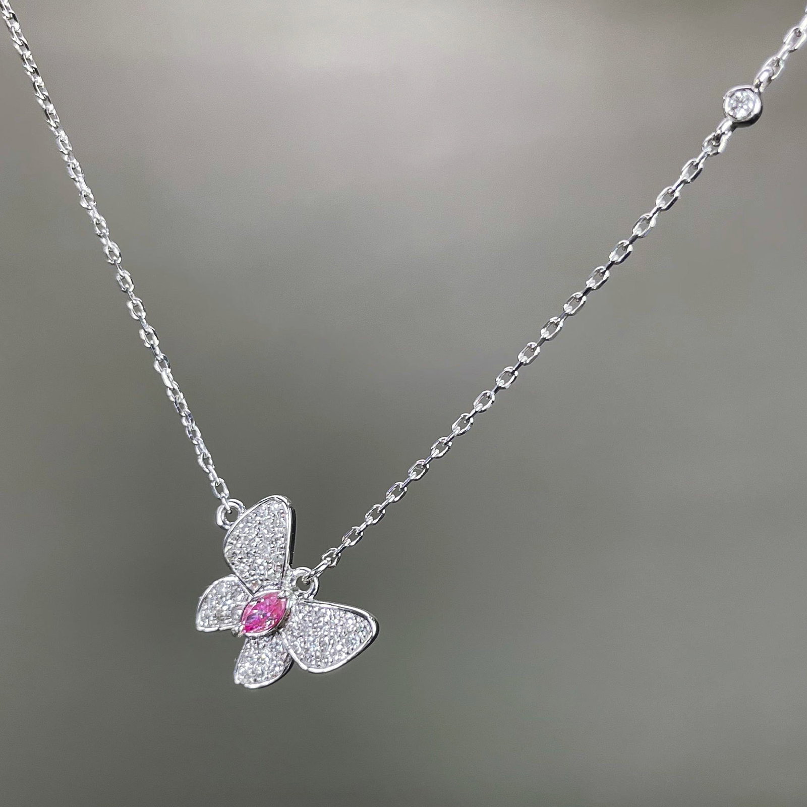 14k Gold 0.39 Ctw Natural Pink Diamond & Diamond & Butterfly Necklace - 3
