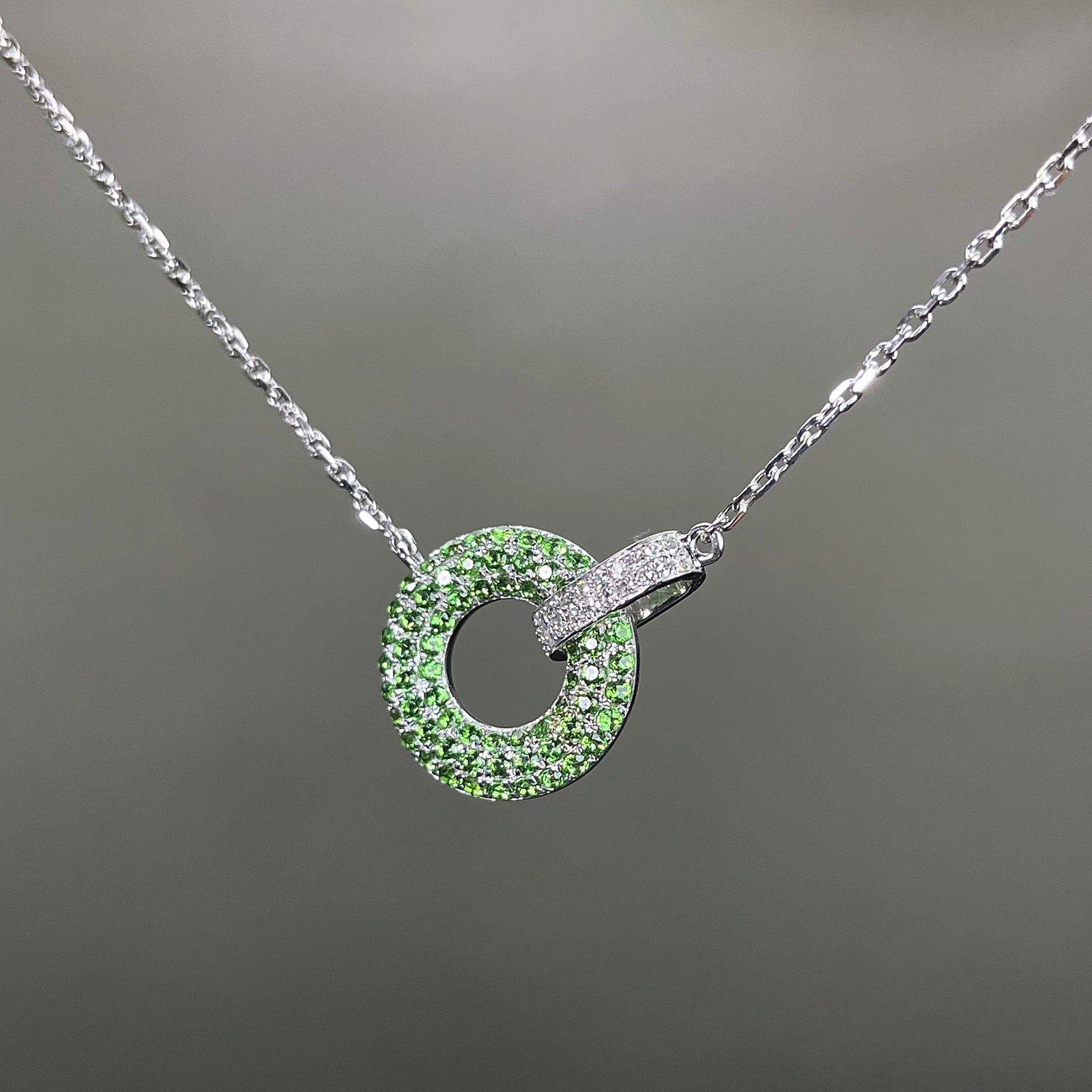 14k Gold 0.76 Ctw Natural Tsavorite & Diamond Necklace - 2