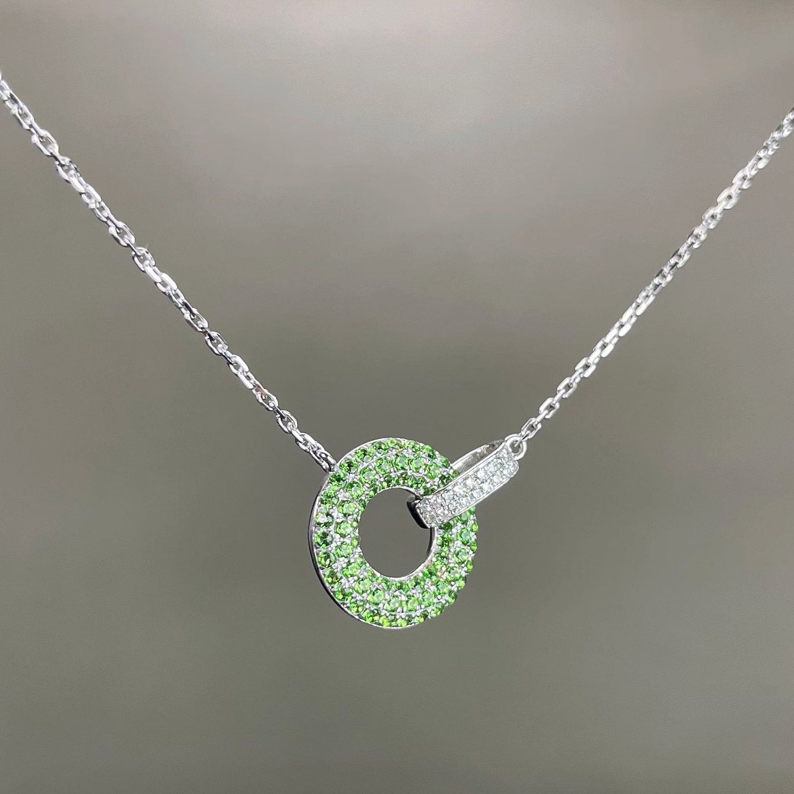 14k Gold 0.76 Ctw Natural Tsavorite & Diamond Necklace - 3