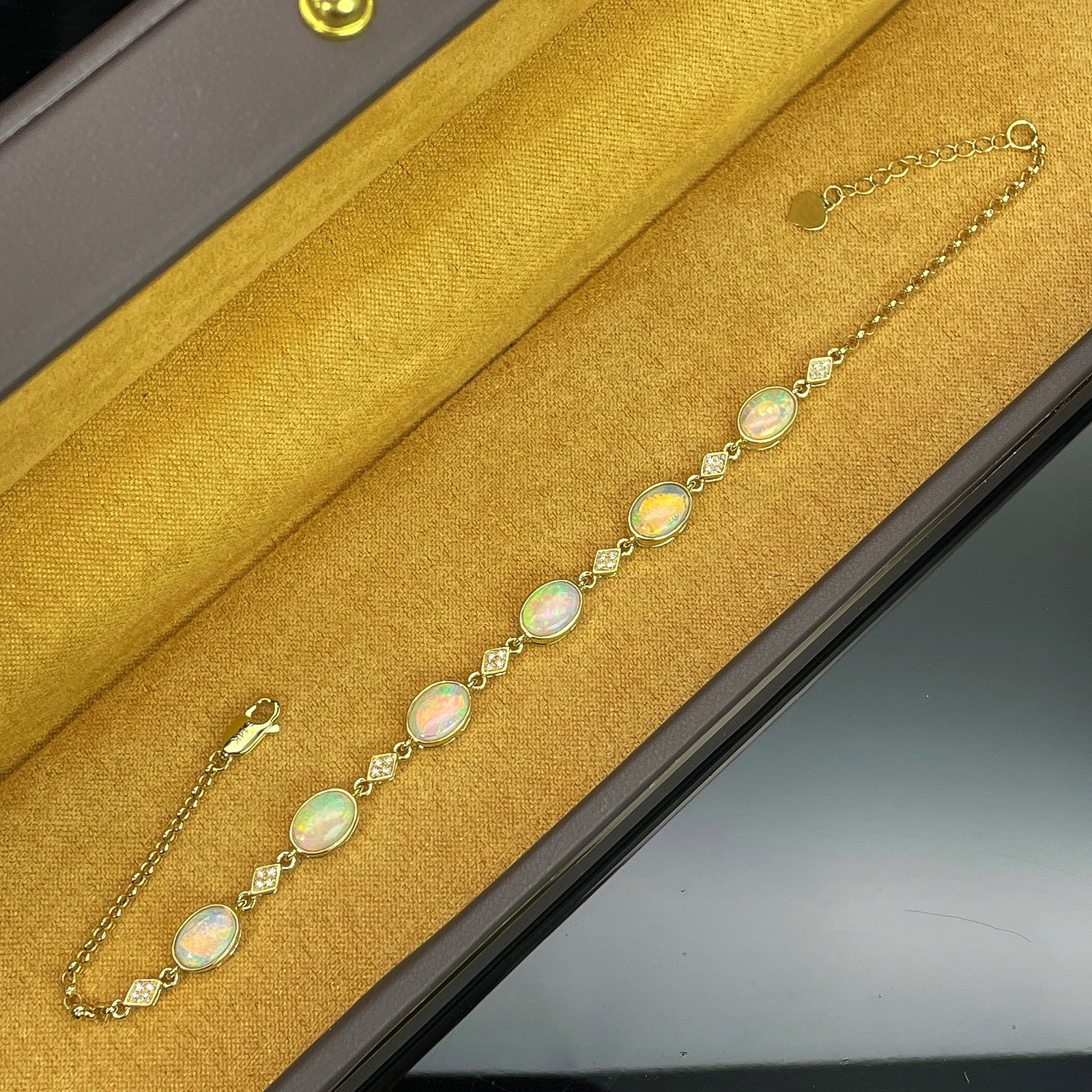 14k Gold 2.75 Ctw Natural Opal & Diamond Bracelet - 4