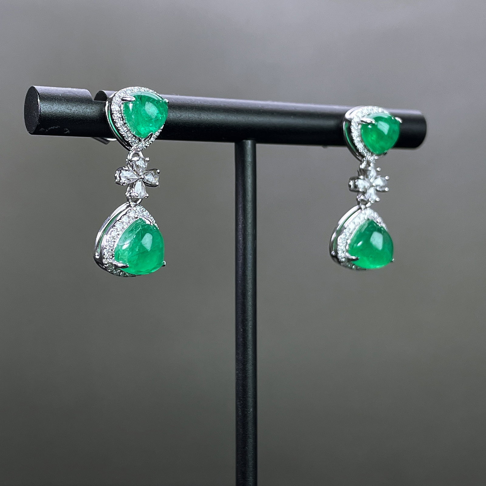 14k Gold 4.58 Ctw Natural Emerald & Diamond Earrings - 3