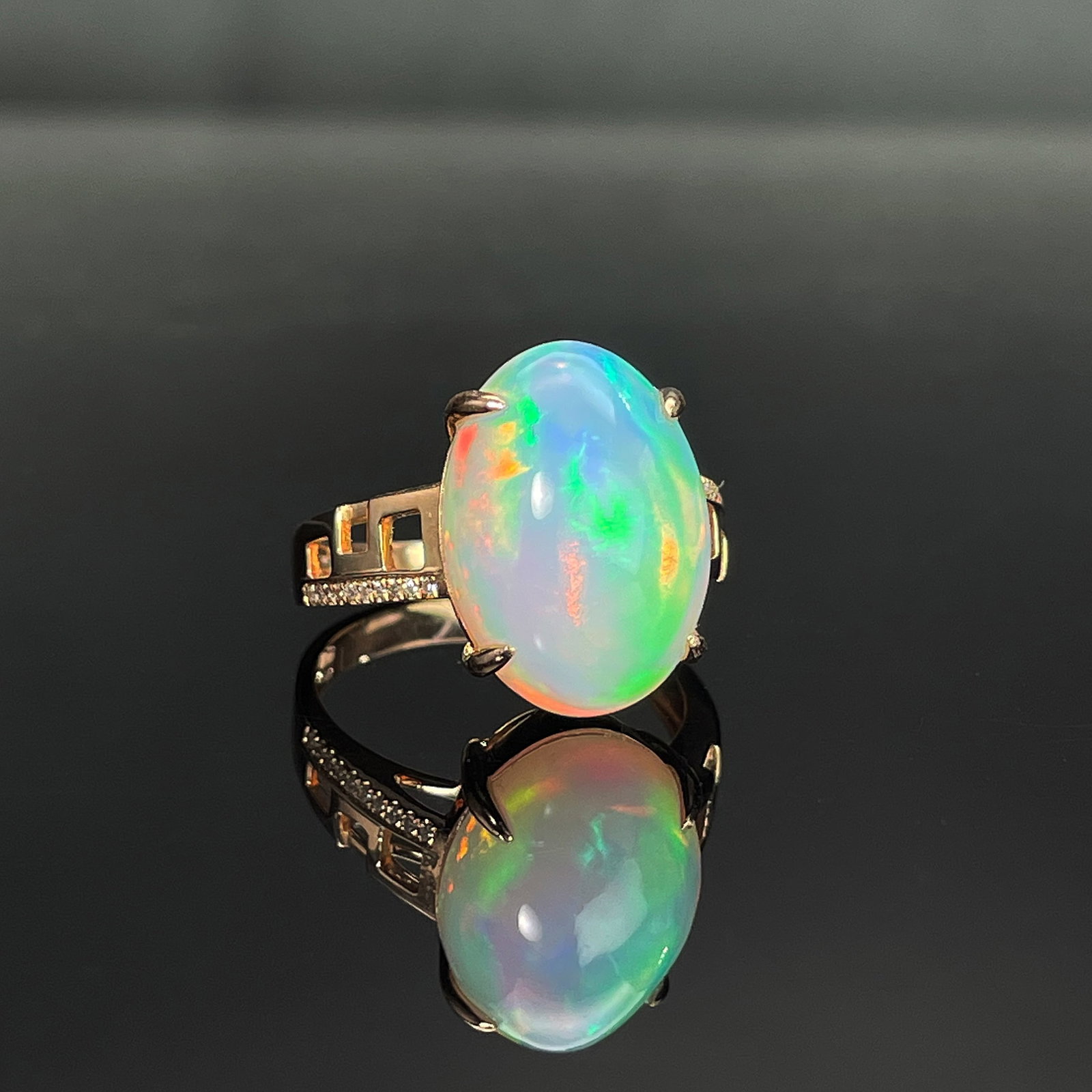 14k Gold 7.22 Ctw Natural Opal & Diamond Ring - 3