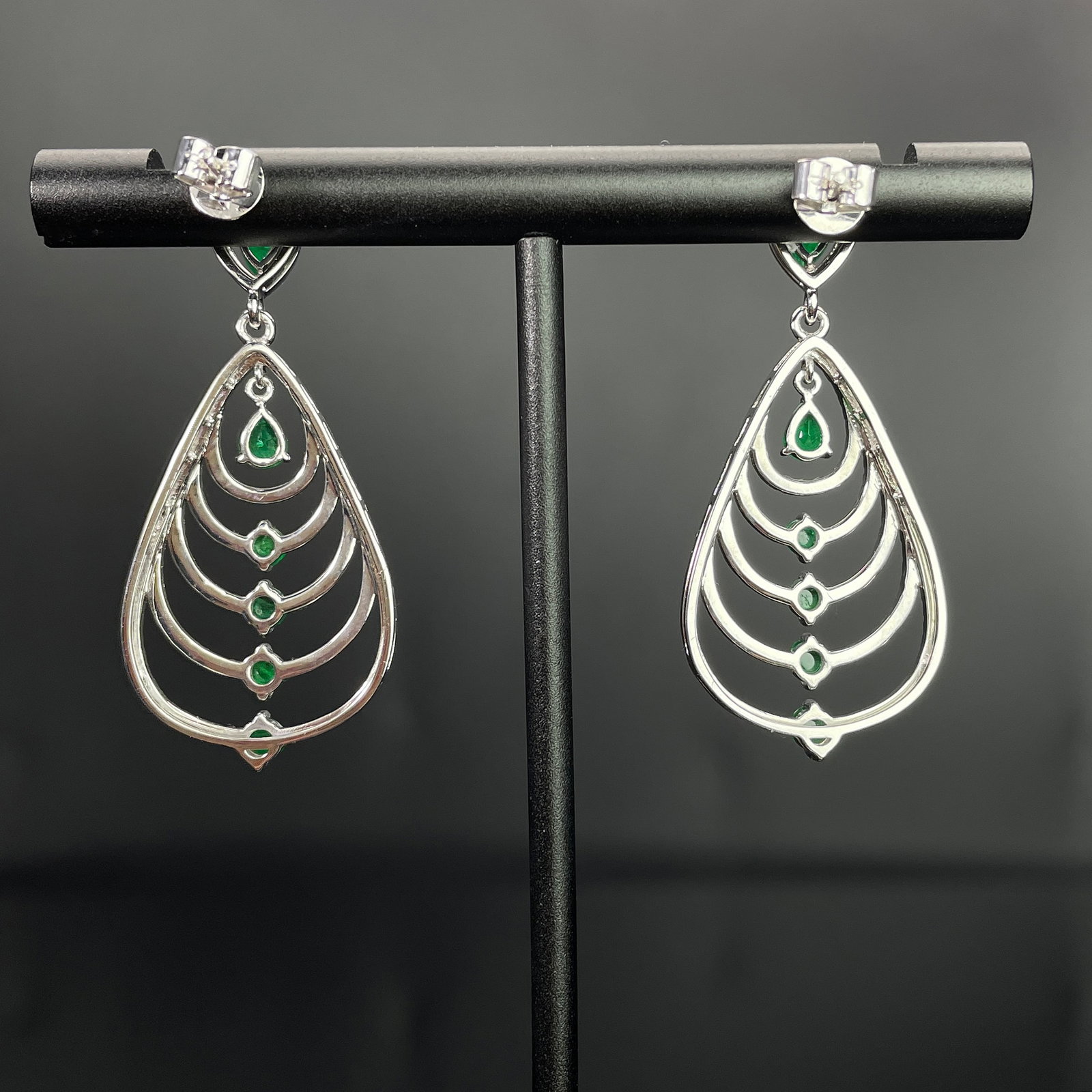 14k Gold 1.6 Ctw Natural Emerald & Diamond Earrings - 4