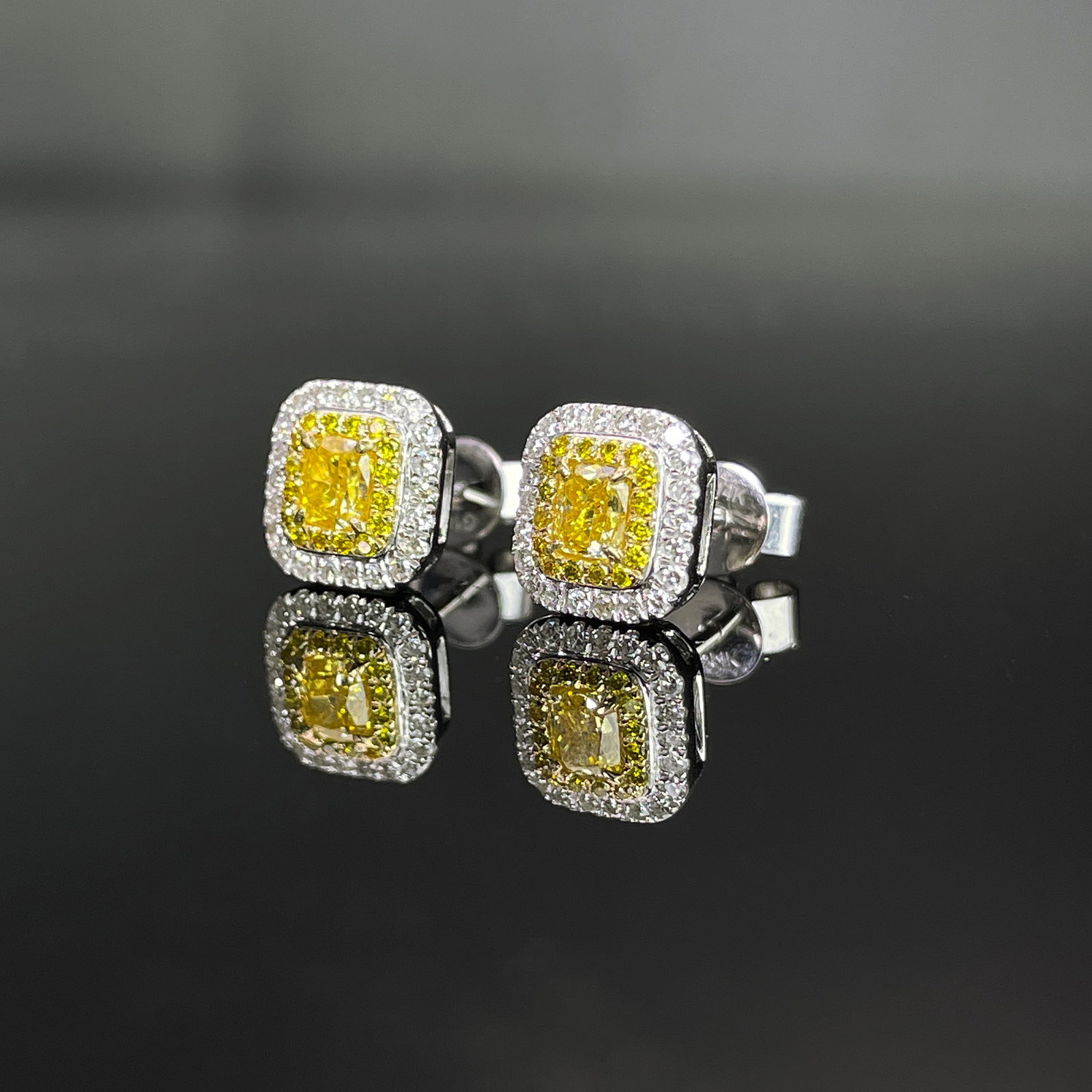 14k Gold 0.68 Ctw Natural Yellow Diamond & Diamond Earrings - 2