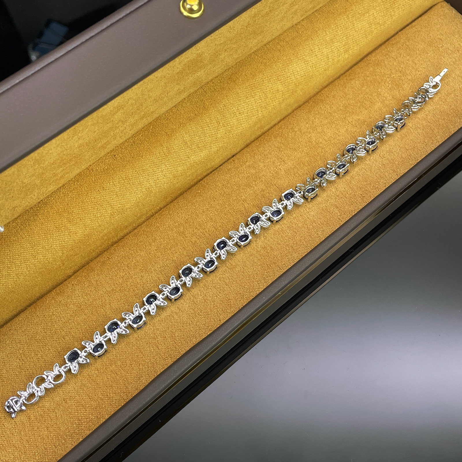 14k Gold 8.65 Ctw Natural Sapphire & Diamond Bracelet - 5