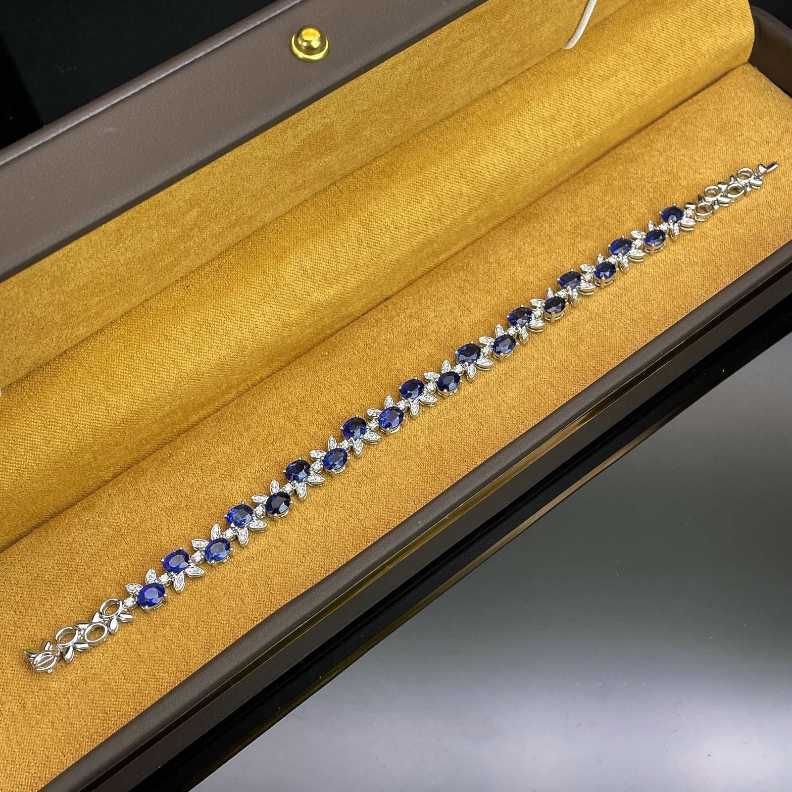 14k Gold 8.65 Ctw Natural Sapphire & Diamond Bracelet - 6