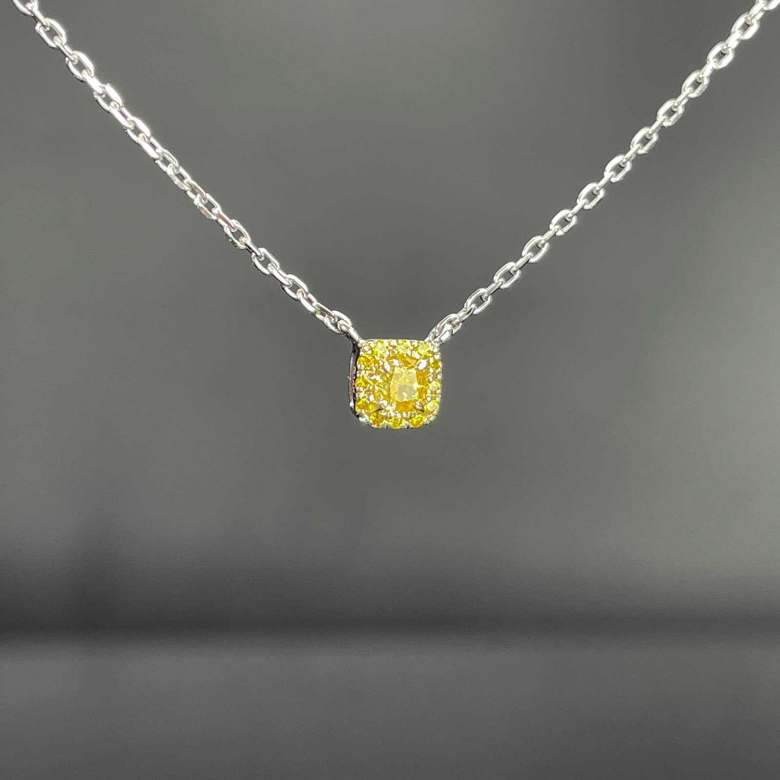 14k Gold 0.18 Ctw Natural Yellow Diamond & Diamond Necklace - 3