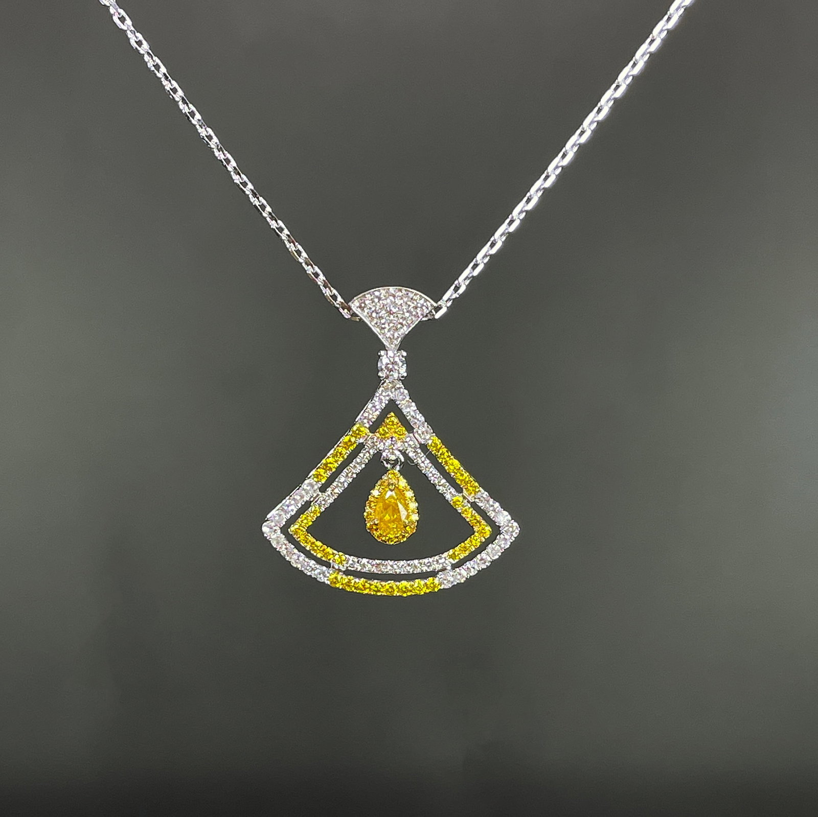 14k Gold 0.56 Ct Natural Color Diamond Necklace: Ref:231168129 // gold content:14k gold // main gemstone:diamond // shape:multiple // carat weight:0. 56ct // clarity grade:vs-si // color:color // treatment:natural // Condition: New Low Estimate: