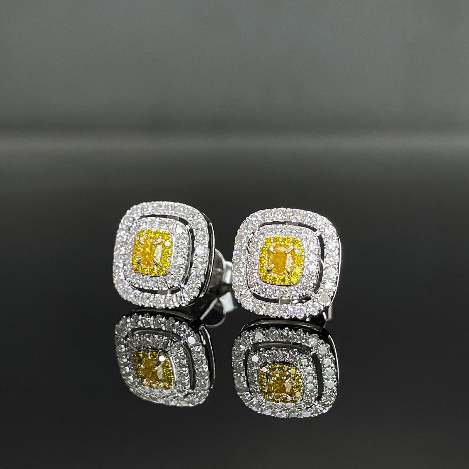 14k Gold 0.72 Ctw Natural Yellow Diamond & Diamond Earrings - 2