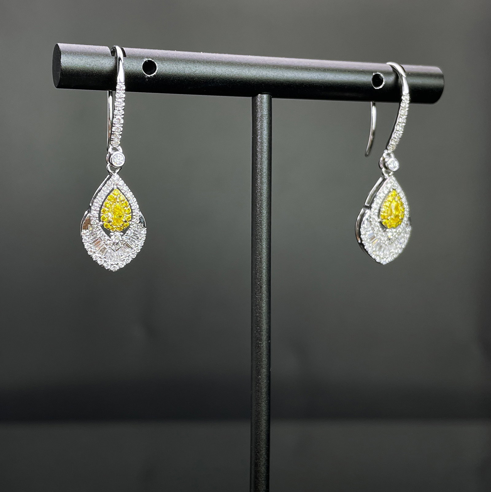 14k Gold 0.90 Ctw Natural Yellow Diamond & Diamond Earrings - 3