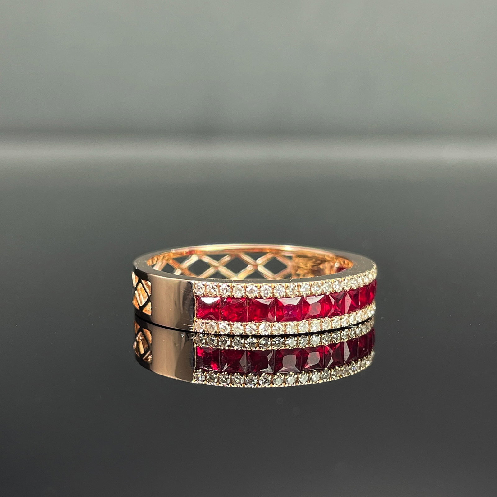 14k Gold 0.86 Ctw Natural Ruby & Diamond Ring - 3