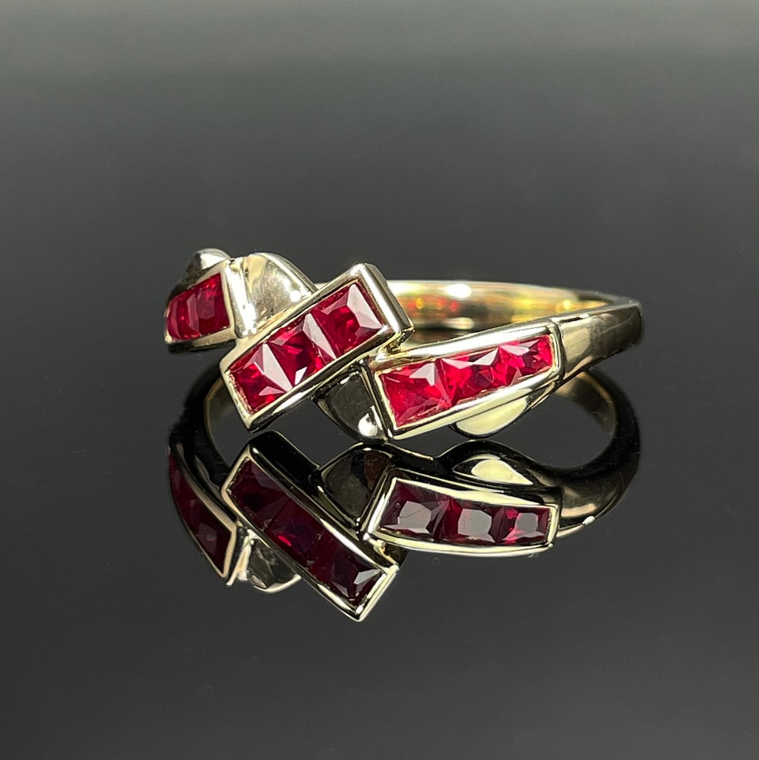 14k Gold 0.82 Ct Natural Ruby Ring - 2