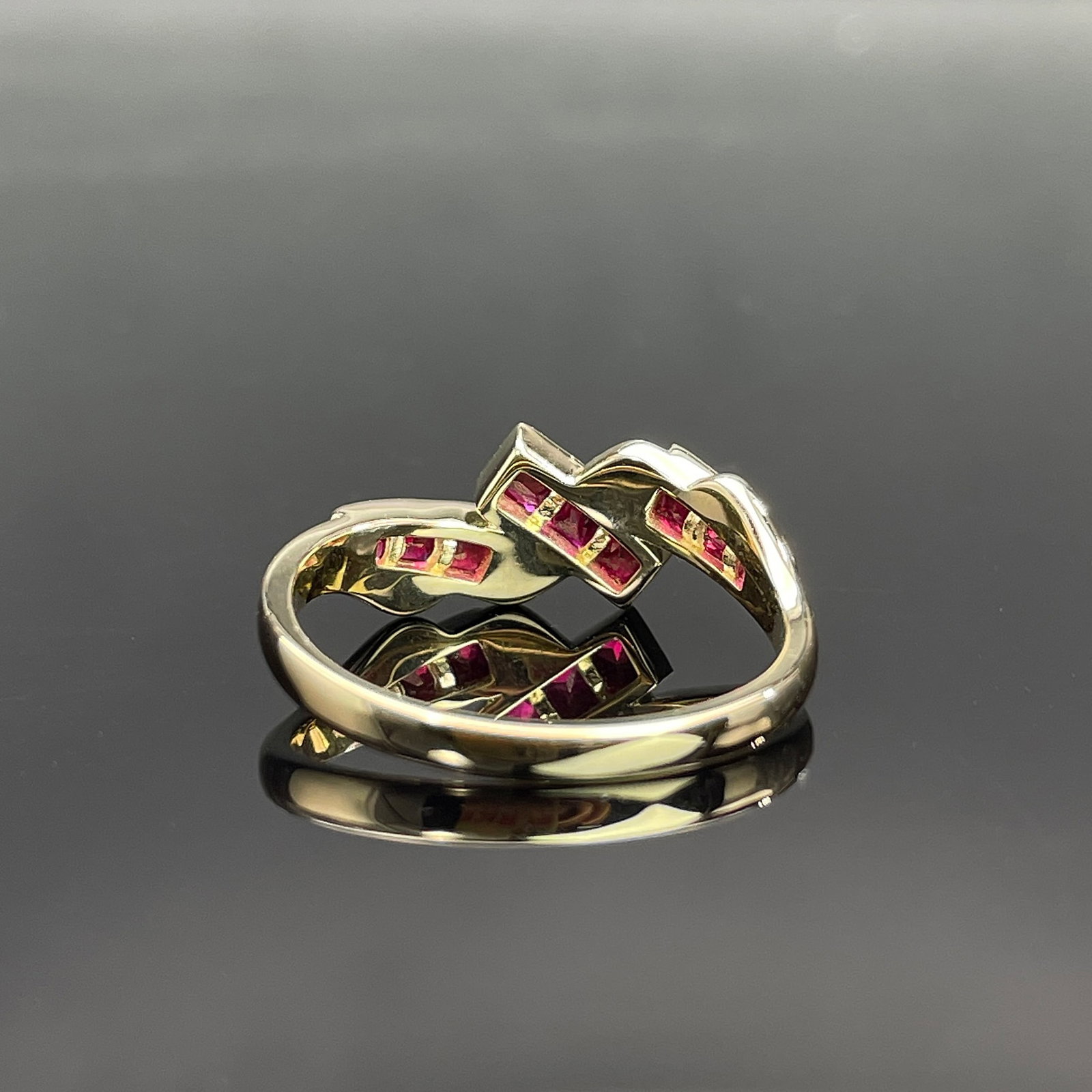 14k Gold 0.82 Ct Natural Ruby Ring - 4