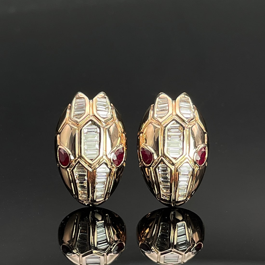 14k Gold 0.7 Ctw Natural Ruby & Diamond & Snake Earrings - 5
