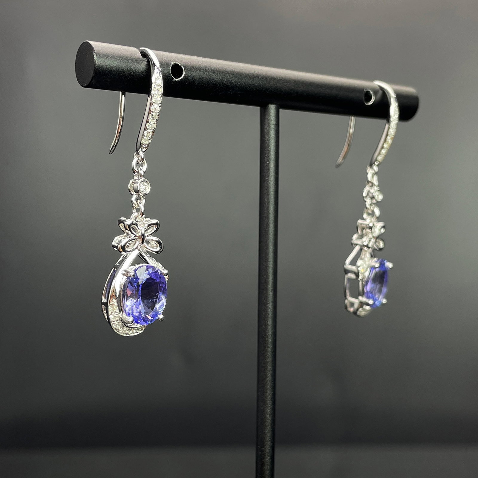 14k Gold 2.85 Ctw Natural Tanzanite & Diamond Earrings - 3