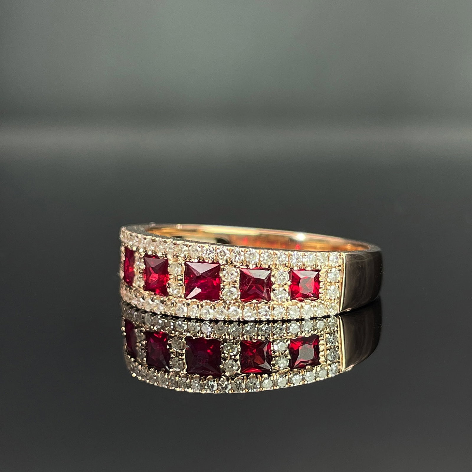 14k Gold 1.48 Ctw Natural Ruby & Diamond Ring - 2