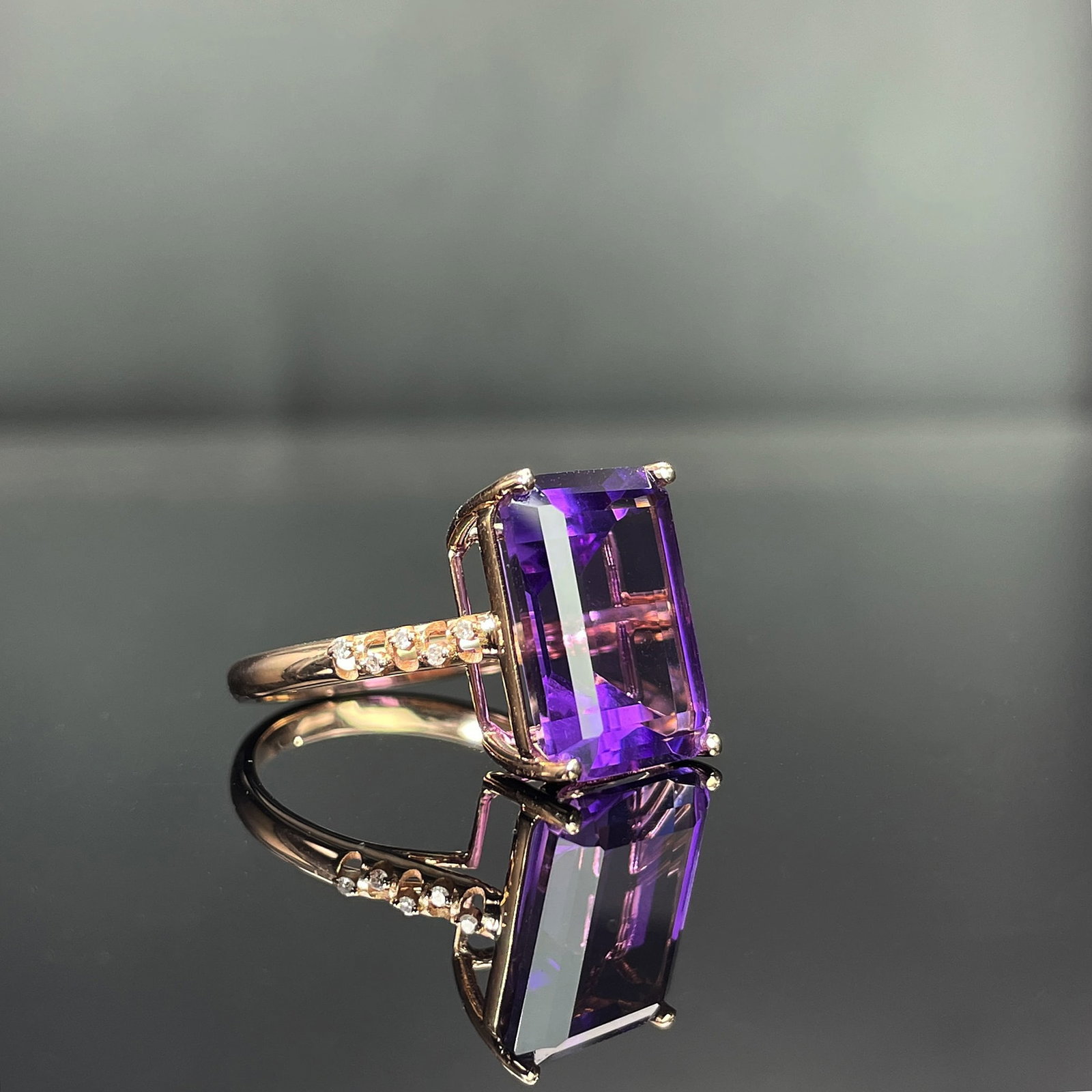14k Gold 8.00 Ctw Natural Amethyst & Diamond Ring - 3