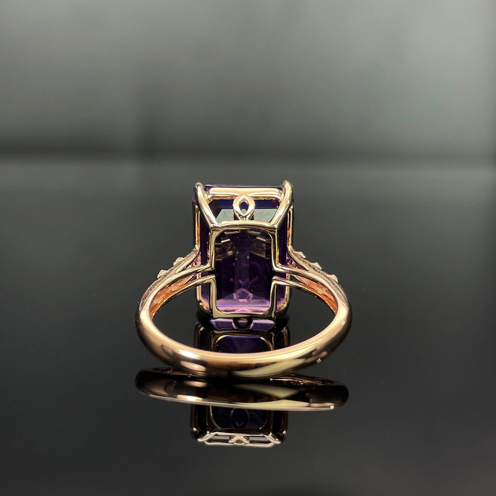 14k Gold 8.00 Ctw Natural Amethyst & Diamond Ring - 4