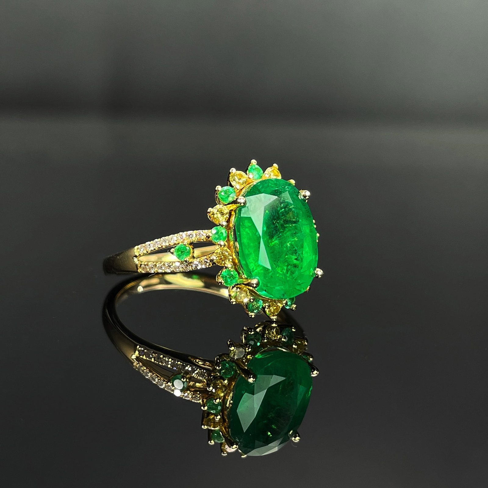 14k Gold 3.15 Ctw Natural Emerald & Diamond Ring - 3