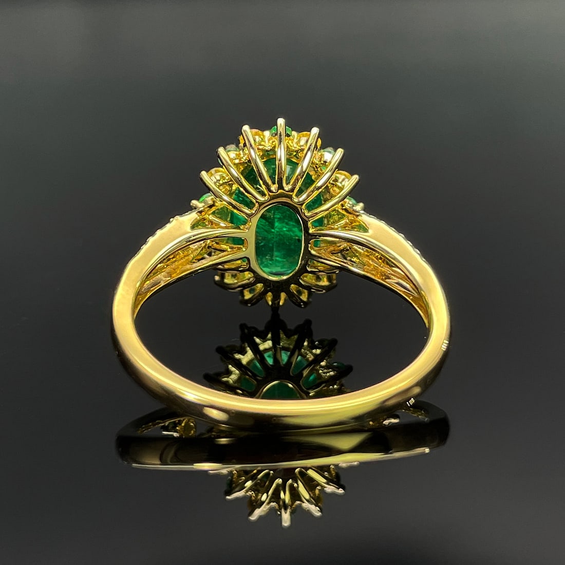 14k Gold 3.15 Ctw Natural Emerald & Diamond Ring - 4