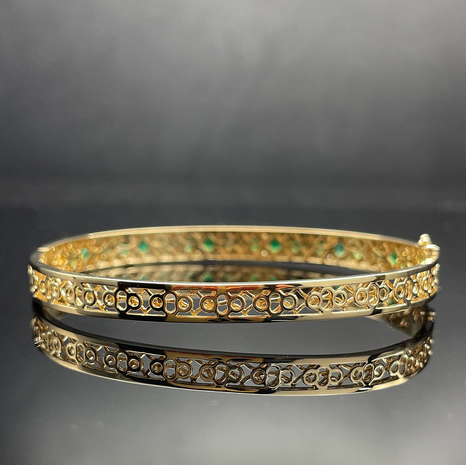 14k Gold 2.24 Ctw Natural Emerald & Diamond Bangle - 4