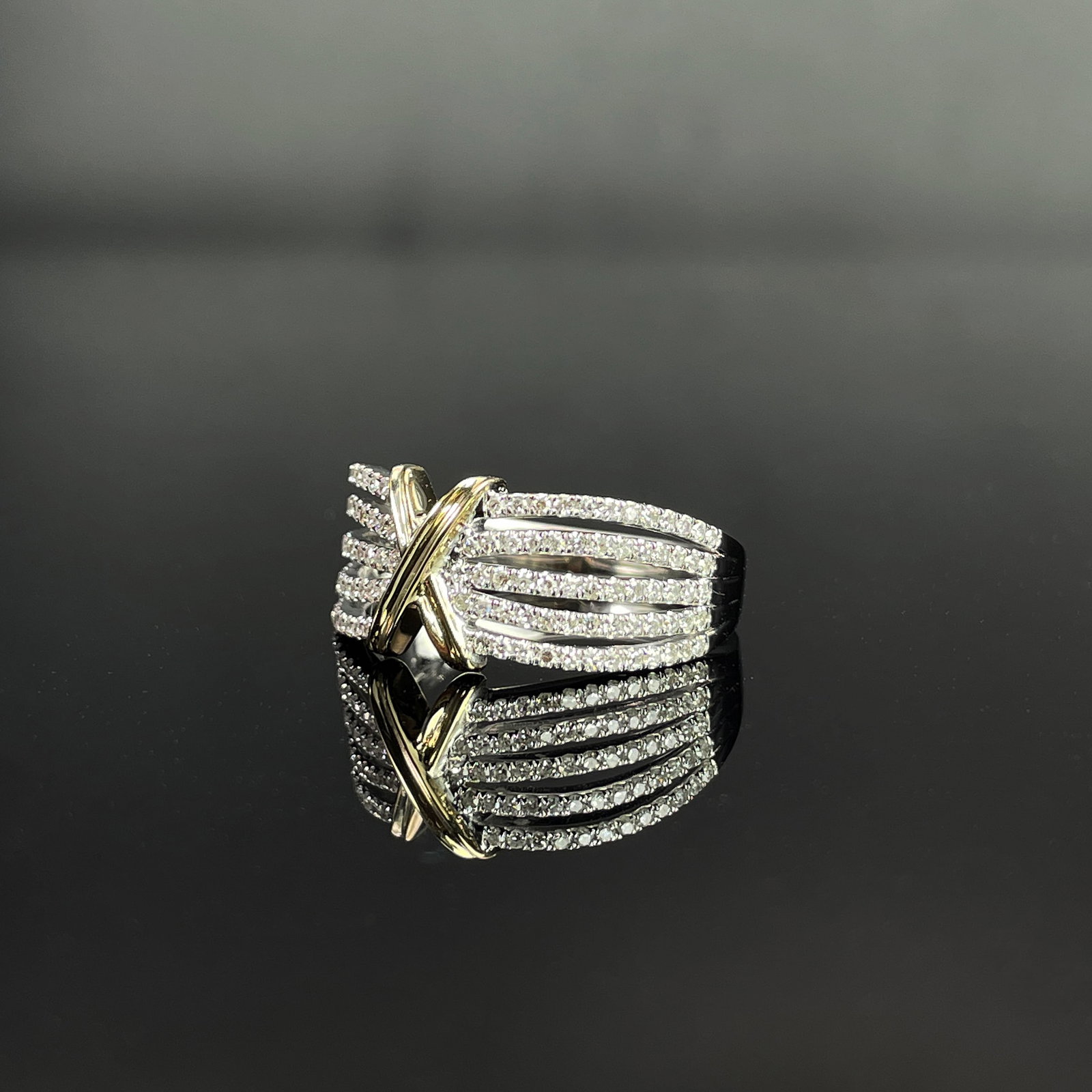 14k Gold 0.52 Ct Natural H Diamond Ring - 2