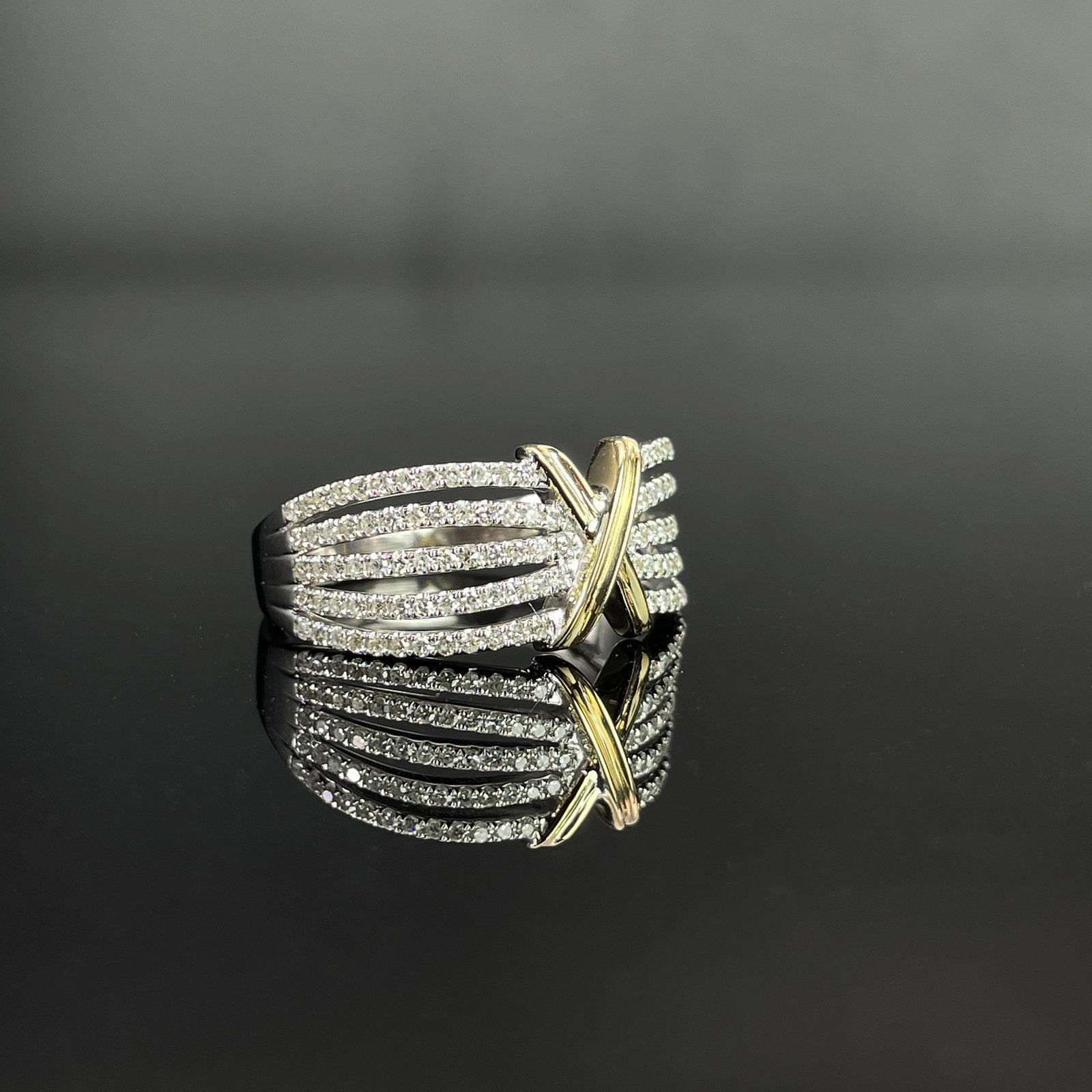14k Gold 0.52 Ct Natural H Diamond Ring - 3