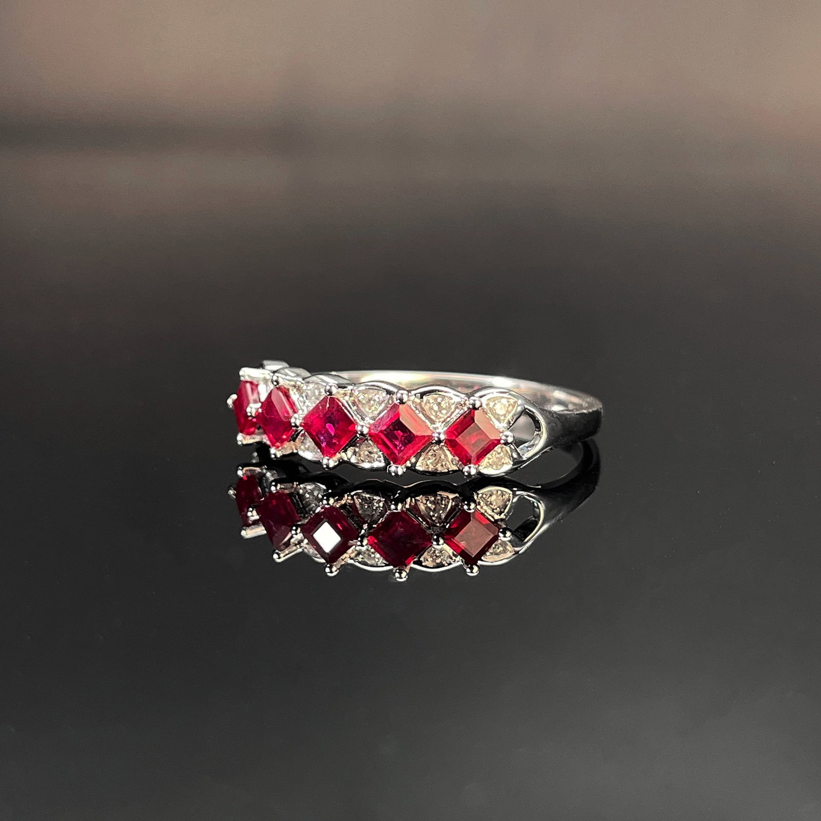 14k Gold 0.71 Ctw Natural Ruby & Diamond Ring - 2
