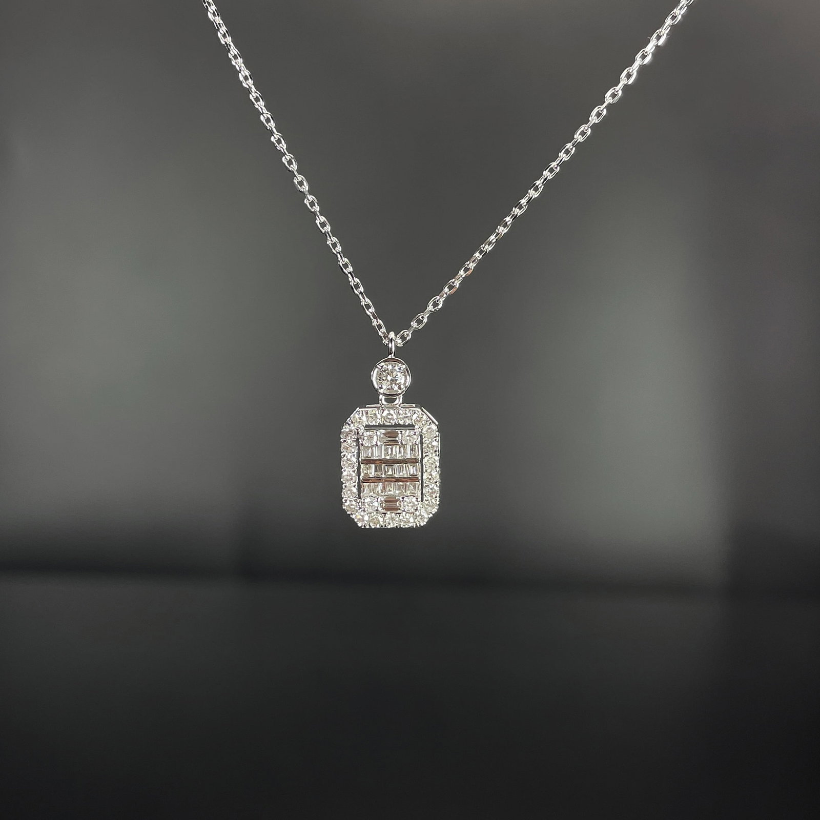 14k Gold 0.52 Ct Natural H Diamond Necklace: Ref:231168206 // gold content:14k gold // main gemstone:diamond // shape:multiple // carat weight:0. 52ct // clarity grade:vs-si // color:h // treatment:natural // Condition: New Low Estimate: