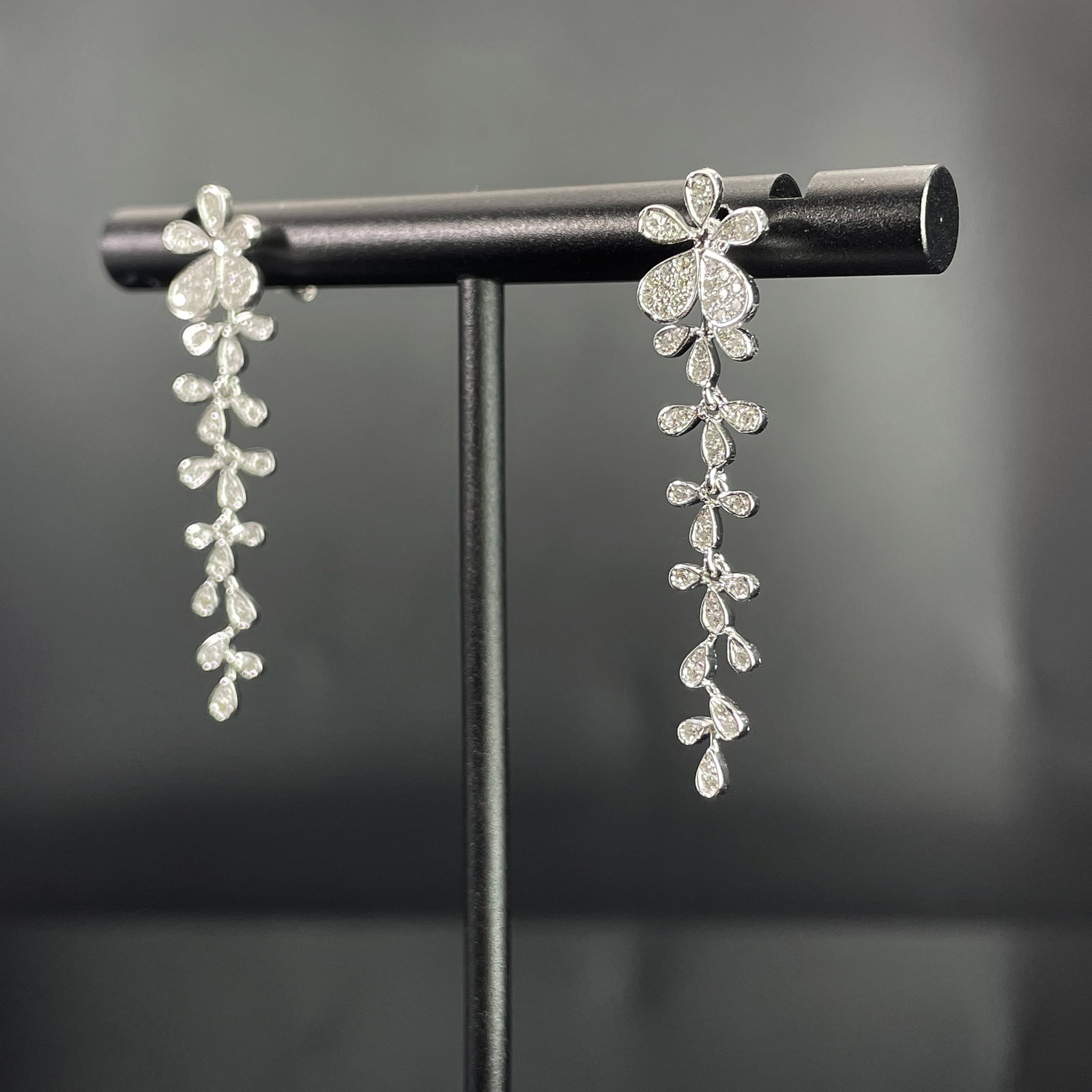 14k Gold 0.42 Ct Natural H Diamond & Flowers Earrings - 2