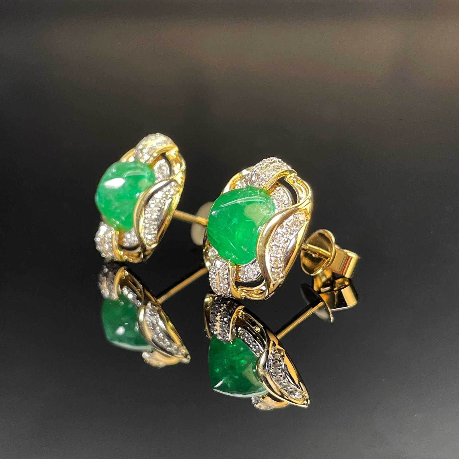 14k Gold 2.9 Ct Natural Emerald & Diamond Earrings - 2