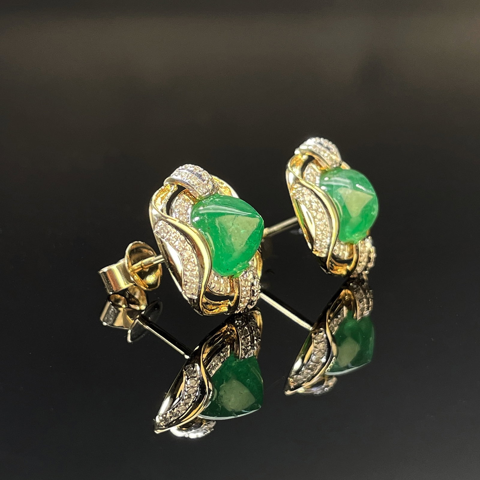 14k Gold 2.9 Ct Natural Emerald & Diamond Earrings - 3