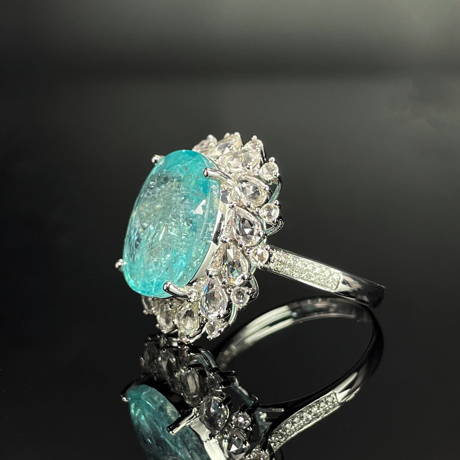14k Gold 10.5 Ct Natural Paraiba Tourmaline & Diamond & Sapphire Ring - 2