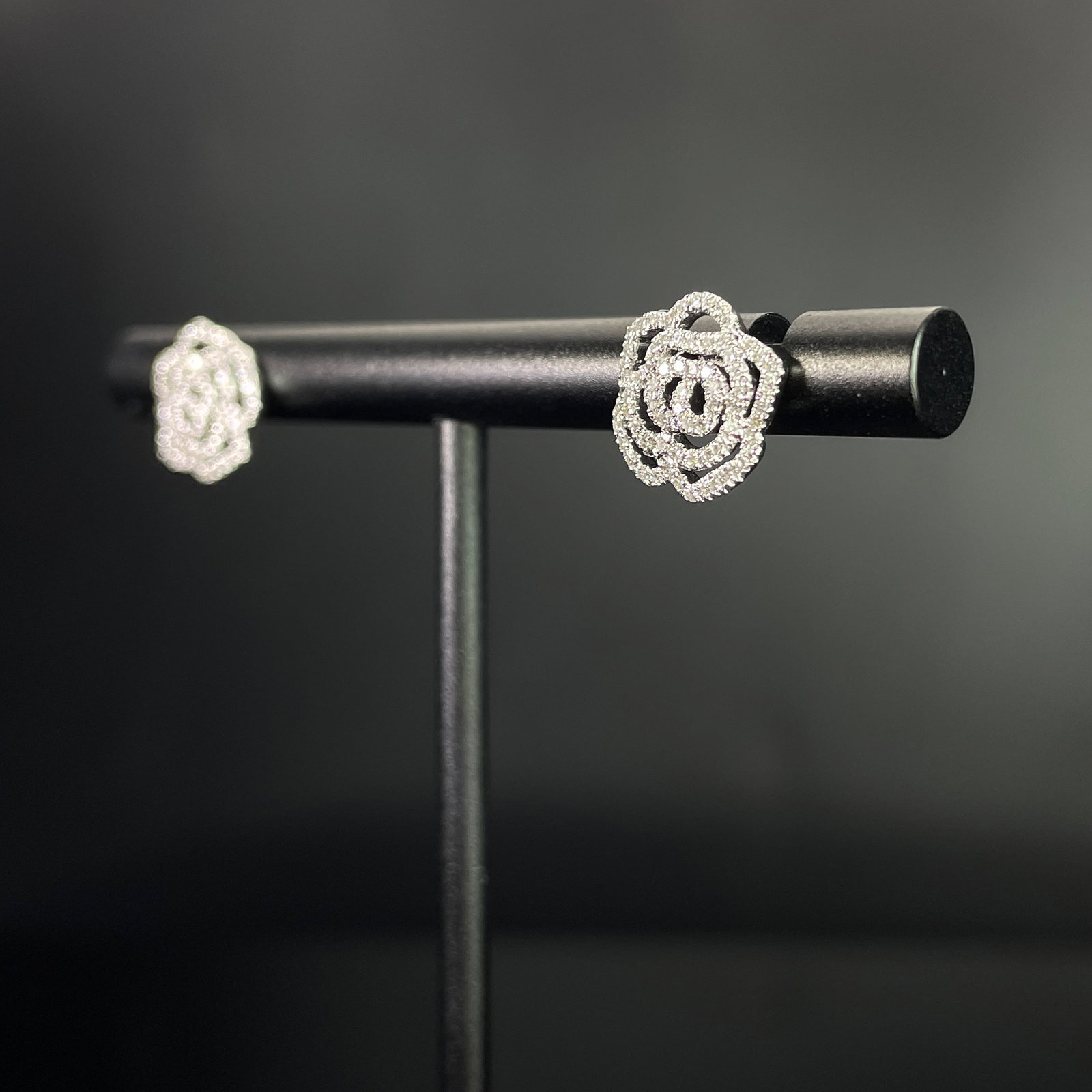 14k Gold 0.24 Ct Natural H Diamond & Flowers Earrings - 7