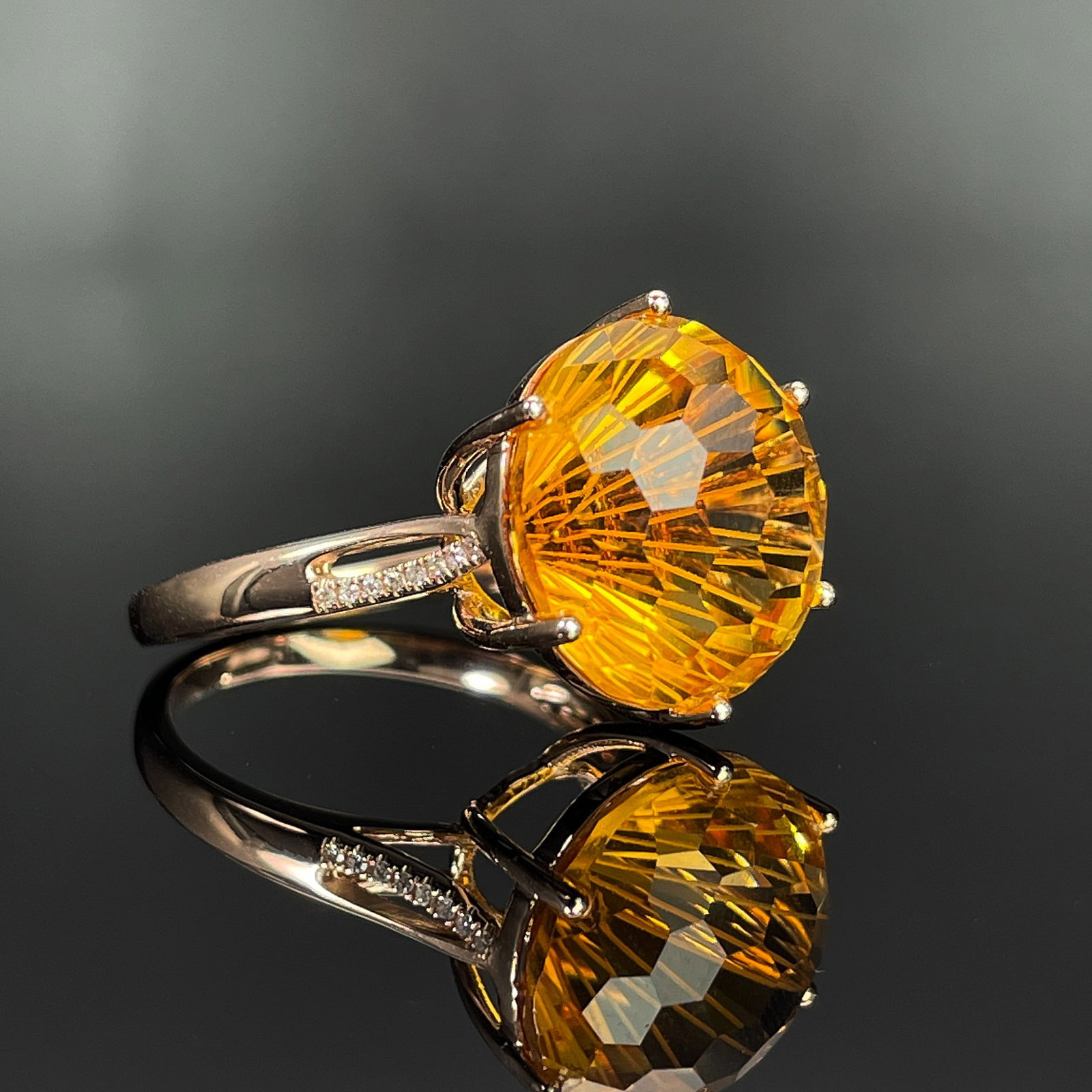 14k Gold 17.25 Ctw Natural Citrine & Diamond Ring - 2