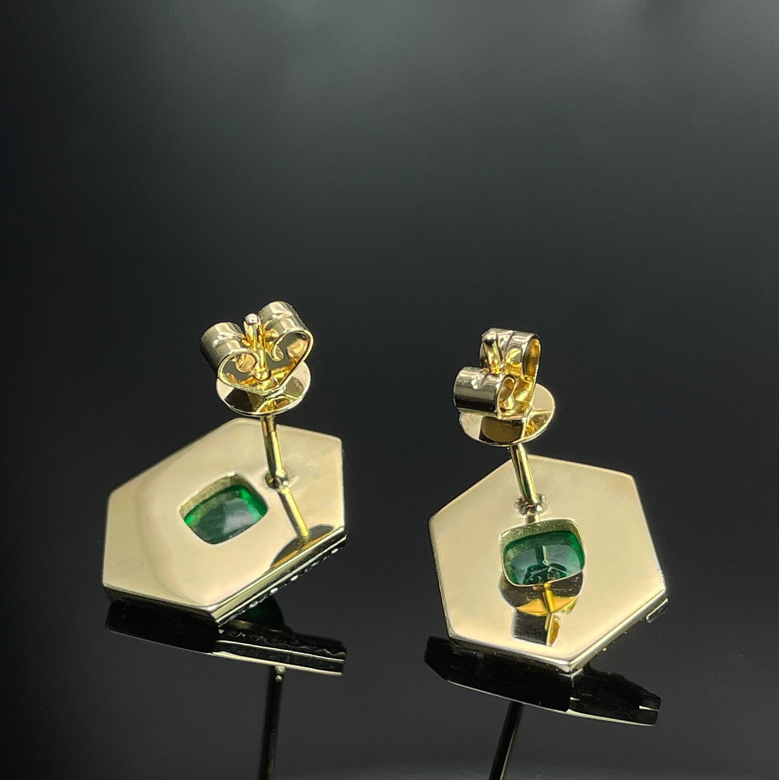 14k Gold 1.40 Ctw Vivid Green Natural Emerald & Diamond Earrings - 4