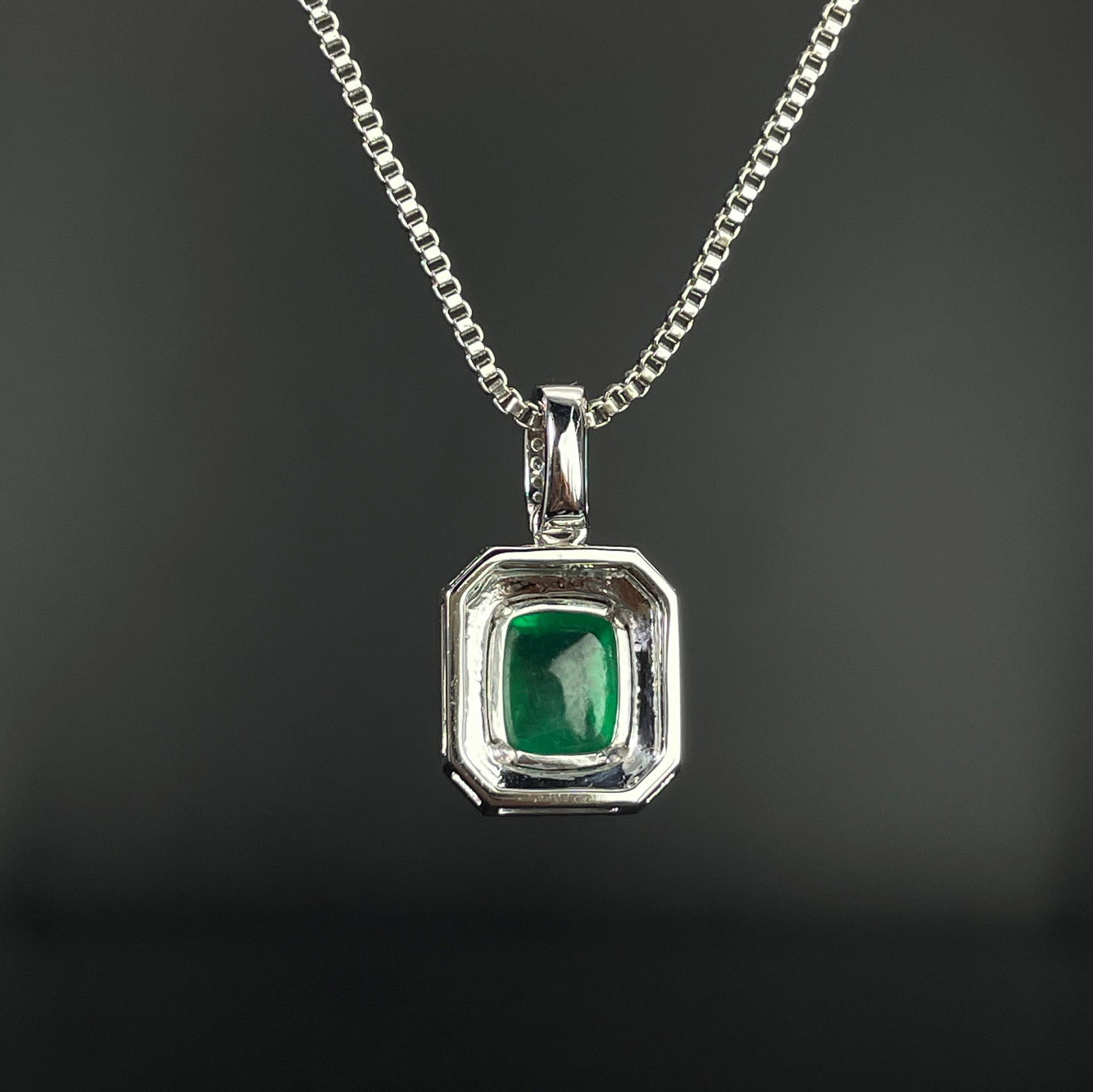 14k Gold 1.74 Ctw Vivid Green Natural Emerald & Diamond Pendant( Without Chain ) - 4