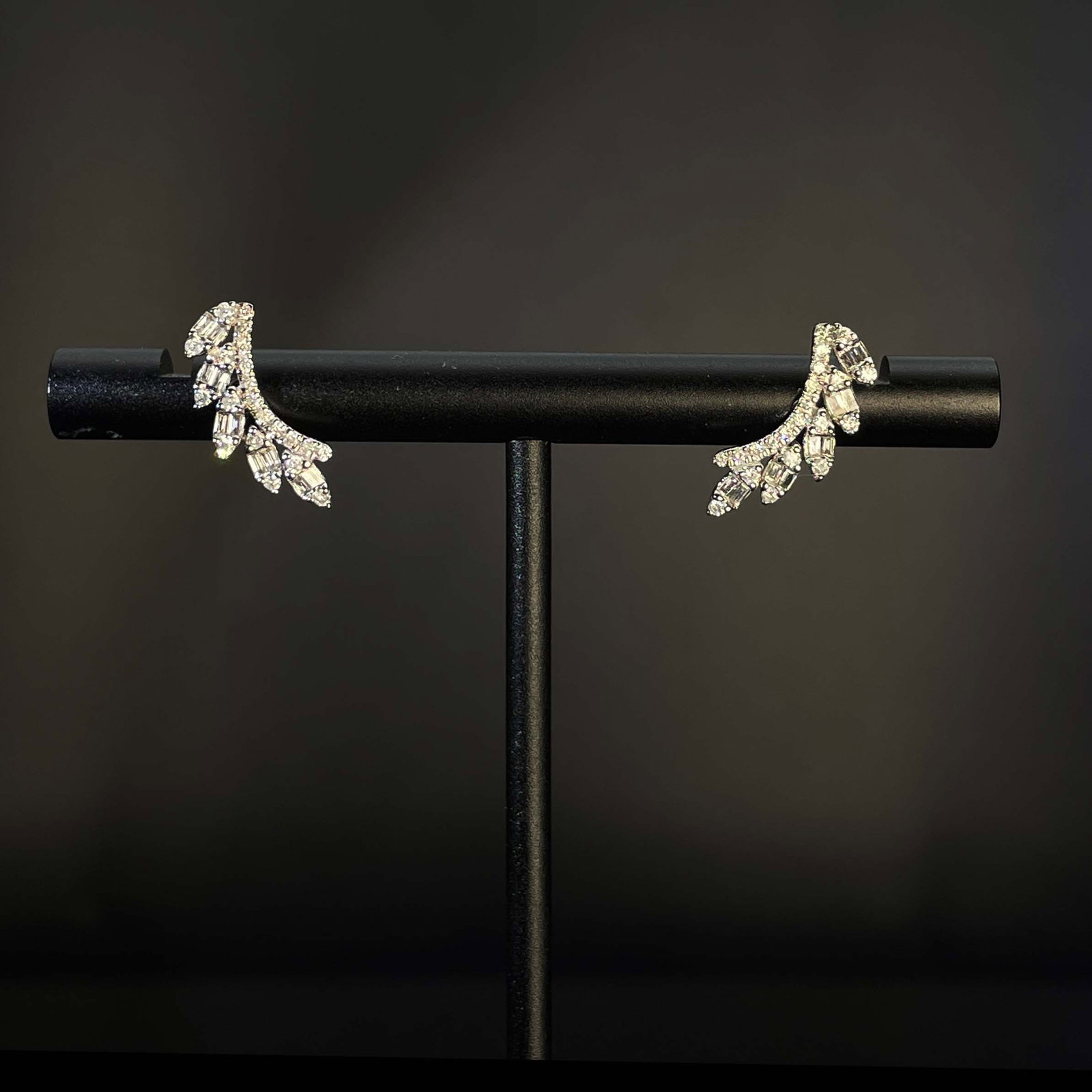 14k Gold 0.38 Ct Natural H Diamond Earrings - 5