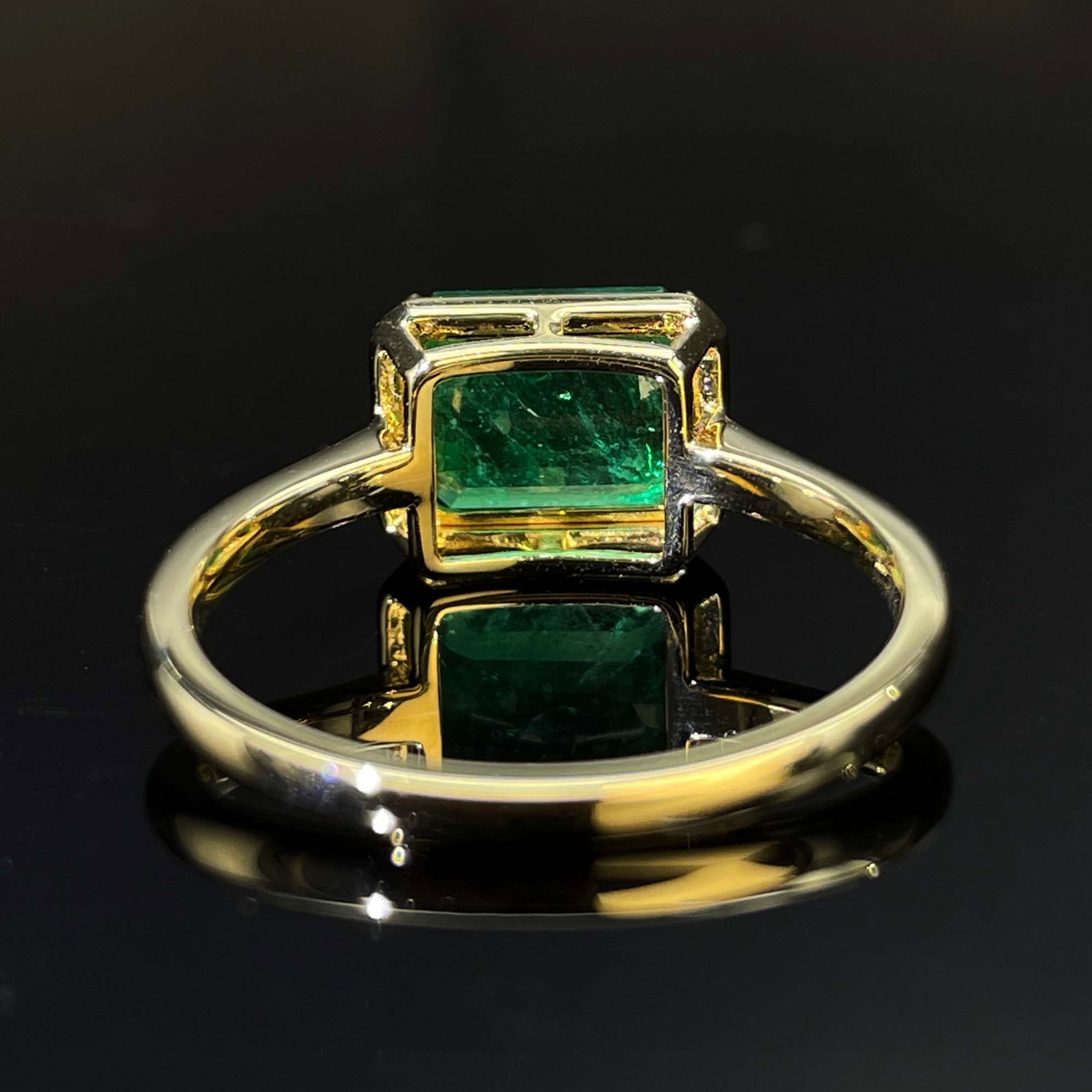 14k Gold 1.73 Ct Natural Emerald Ring - 4
