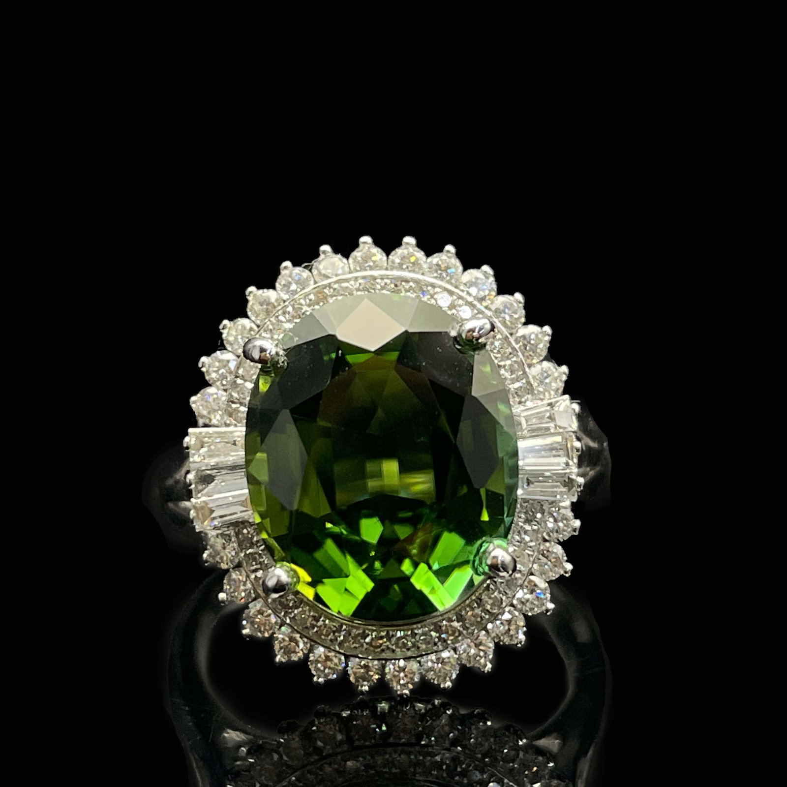 14k Gold 6.31 Ctw Natural Tourmaline & Diamond Ring: Ref:231168261 // gold content:14k gold // ring size:7. 25us // // main gemstone:tourmaline // shape:oval // carat weight:5. 72ct // color:green // treatment:natural // // adjacent gemstone 2 :