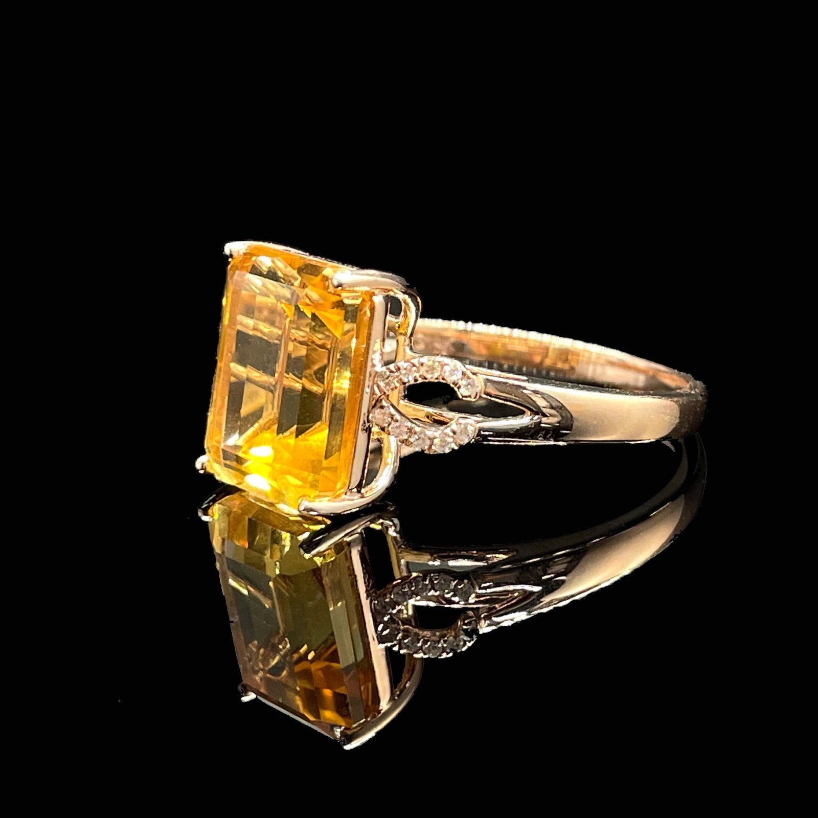 14k Gold 5.66 Ctw Natural Citrine & Diamond Ring - 2