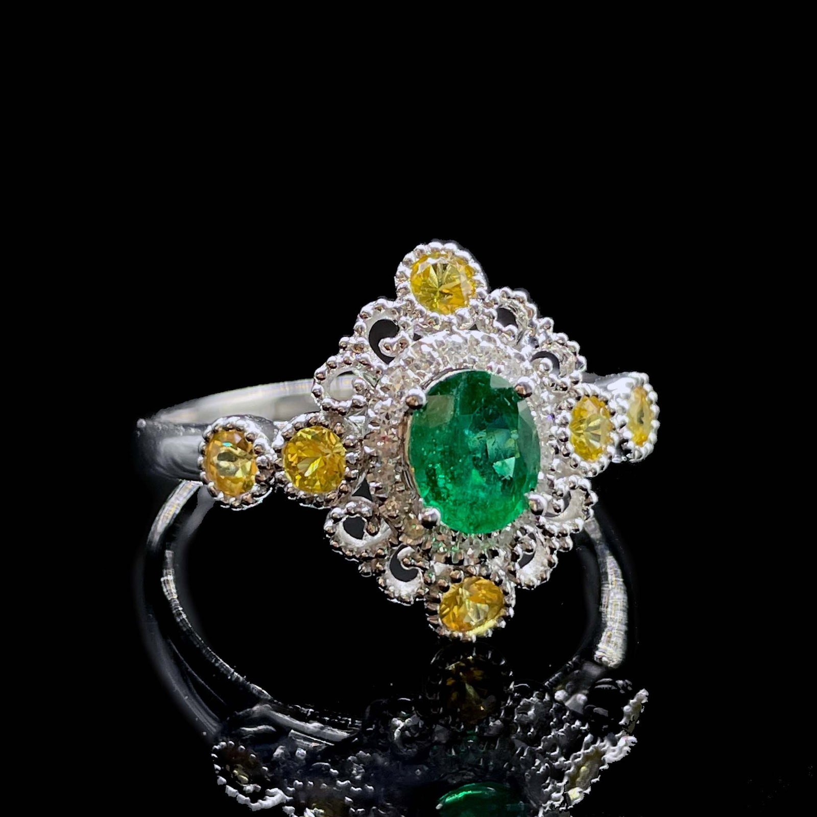 14k Gold 0.55 Ctw Vivid Green Natural Emerald & Diamond Ring - 2
