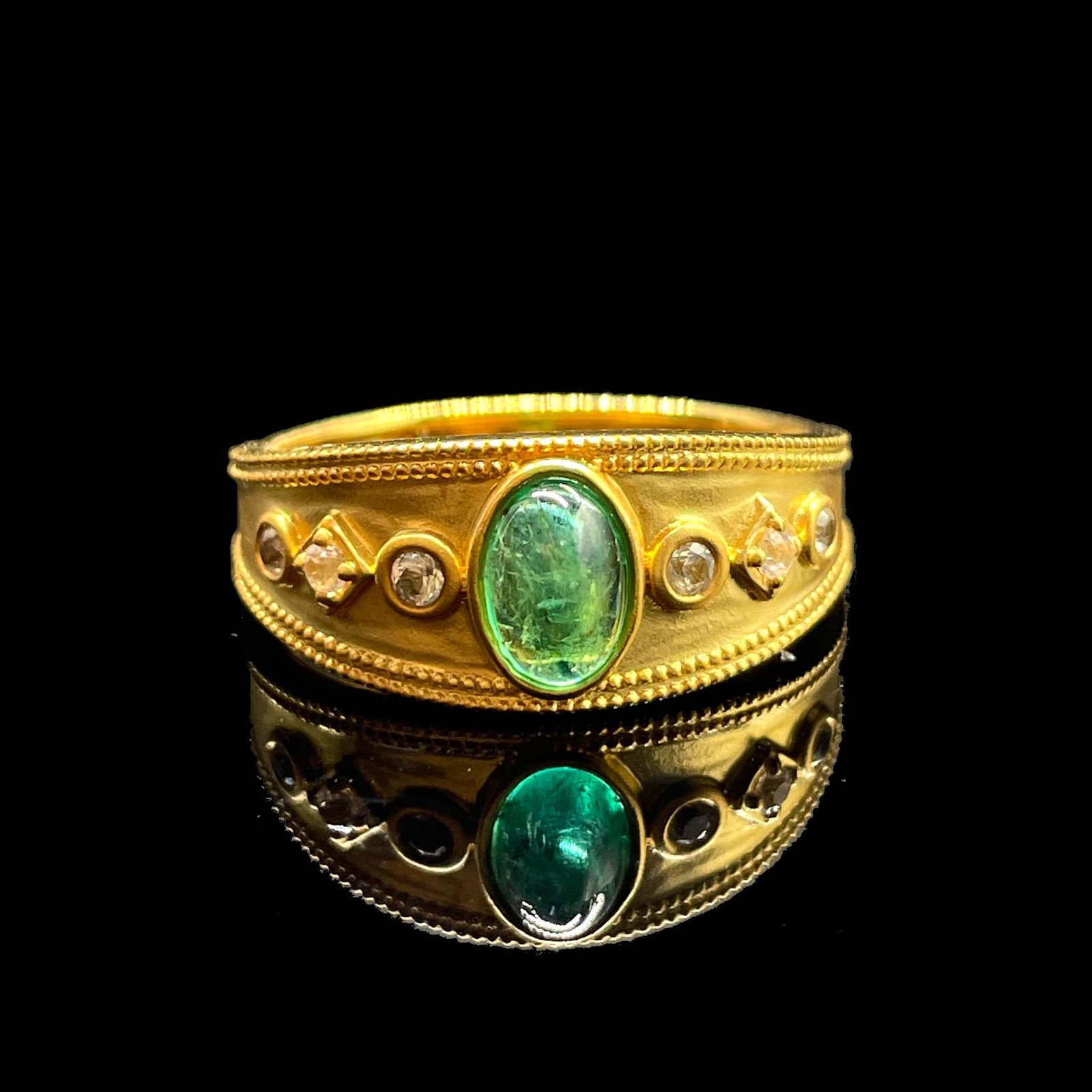 14k Gold 0.68 Ctw Natural Emerald & Sapphire Ring: Ref:231168278 // gold content:14k gold // ring size:7. 25us // // main gemstone:emerald // shape:oval // carat weight:0. 52ct // color:green // treatment:natural // // adjacent gemstone 2 : sapphire