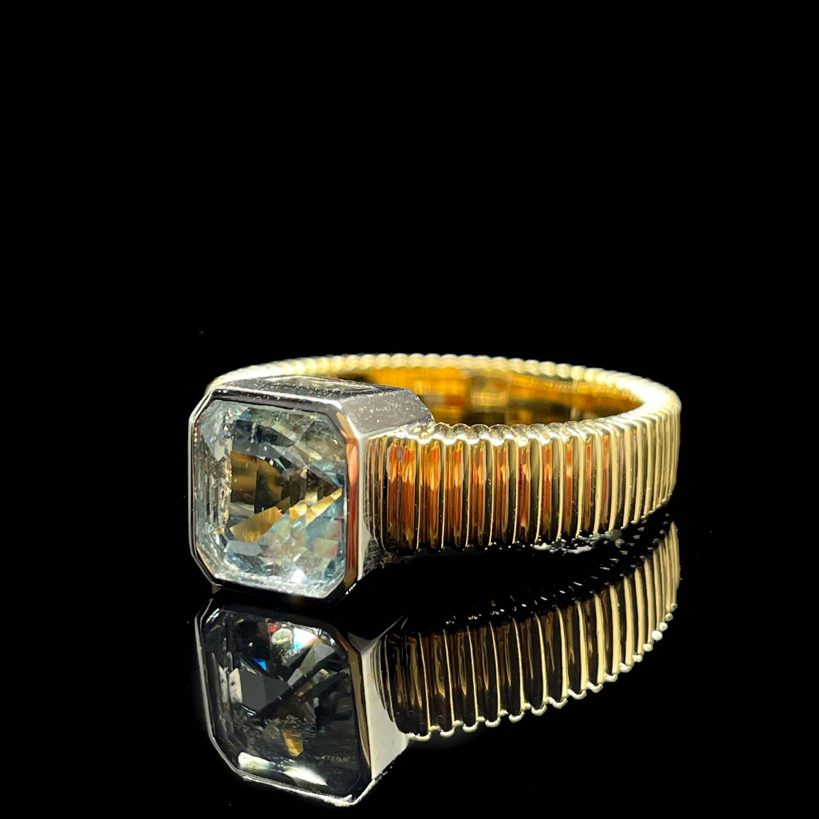 14k Gold 2.16 Ct Natural Aquamarine Ring - 2